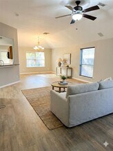 2882 Sun River Ln in Dickinson, TX - Building Photo - Building Photo