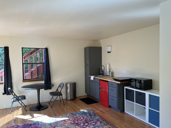 260 Stonewall Rd in Berkeley, CA - Building Photo - Building Photo