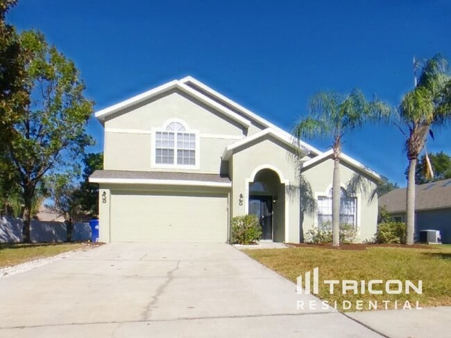 property at 464 Goldenmoss Loop