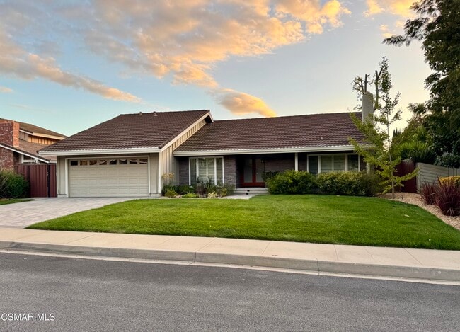 property at 3131 W Black Hills Ct