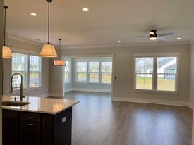 2034 Comradery Wy in Murrells Inlet, SC - Building Photo