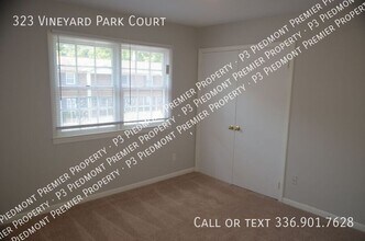 323 Vineyard Park Ct in Winston-Salem, NC - Building Photo - Building Photo