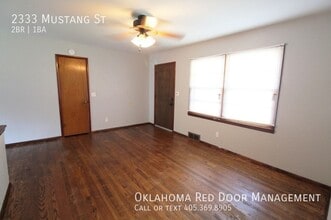 2333 Mustang St in Del City, OK - Foto de edificio - Building Photo