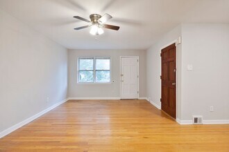3929 Lankenau Ave in Philadelphia, PA - Building Photo - Building Photo