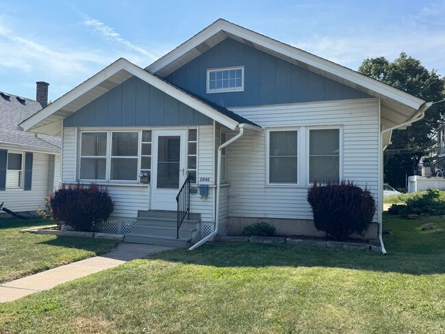 property at 2040 Tremont Ave