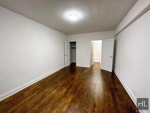 EAST 69 STREET in New York, NY - Building Photo - Building Photo