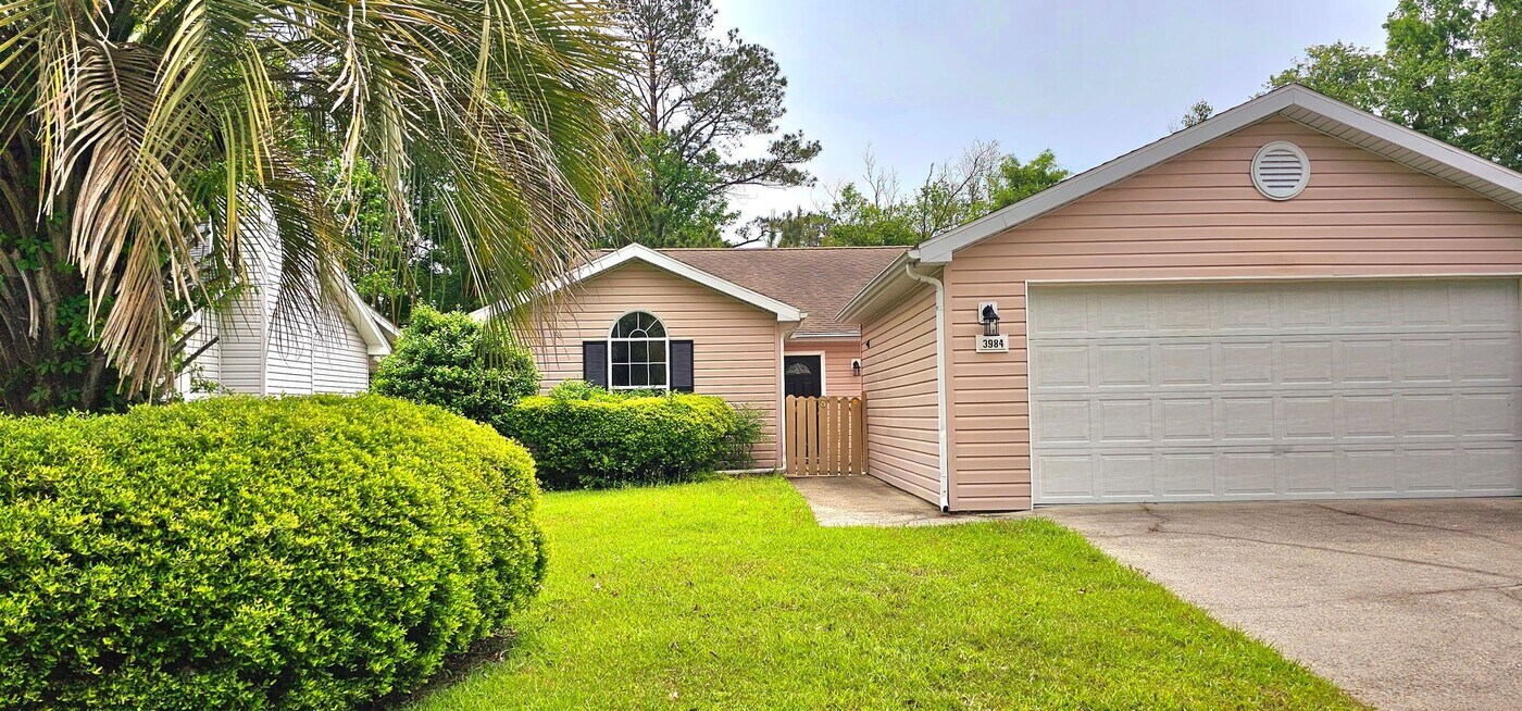 3984 Williamson Cir in Myrtle Beach, SC - Building Photo