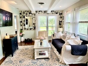 3319 W Paul Ave in Tampa, FL - Building Photo - Building Photo