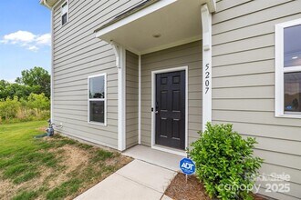 5207 Maynard Hl Dr in Monroe, NC - Building Photo - Building Photo