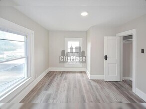 3936 E 10th St in Indianapolis, IN - Building Photo - Building Photo