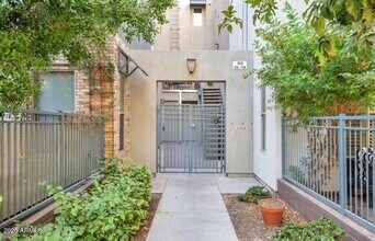 615 E Portland St in Phoenix, AZ - Building Photo - Building Photo