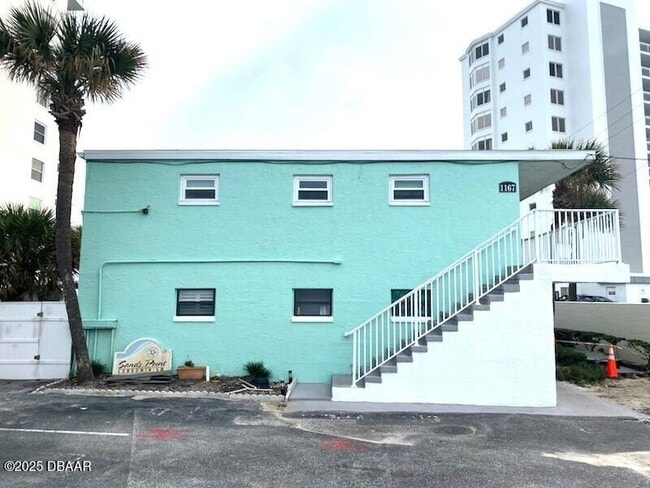 1167 Ocean Shore Blvd in Ormond Beach, FL - Building Photo - Building Photo