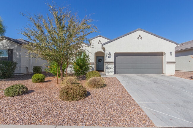 property at 4708 W Orange Ave