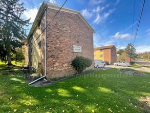 Oak Ridge Manor Apartments in Holley, NY - Foto de edificio - Interior Photo