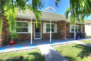 8520 US-1 in Micco, FL - Building Photo