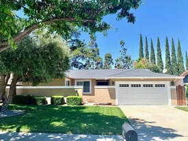 4075 Beebe Cir in San Jose, CA - Building Photo