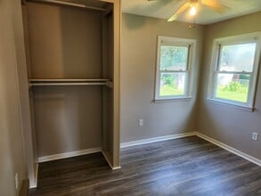 353 Eva Dr in Circleville, OH - Building Photo - Building Photo