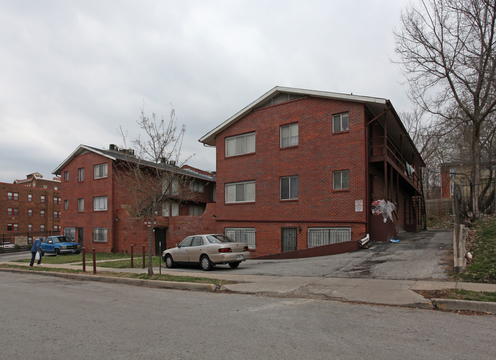 The Primrose Apartments in Kansas City, MO - Foto de edificio