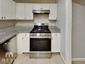 6 Walker St in Newnan, GA - Building Photo - Building Photo