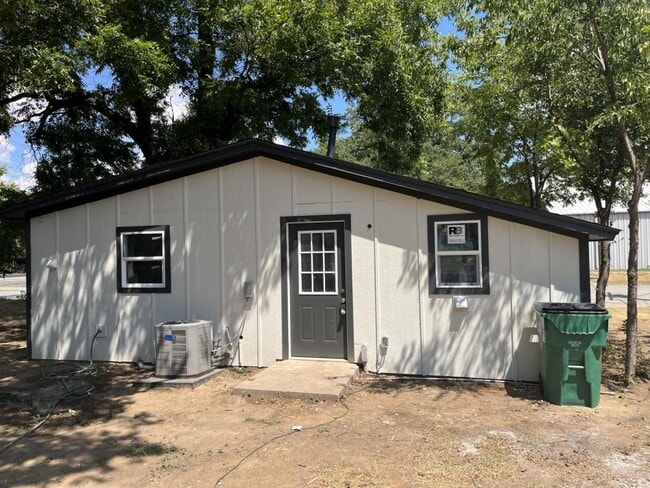 property at 210 E Cates St