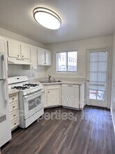 3551 Roosevelt St in Carlsbad, CA - Building Photo - Building Photo