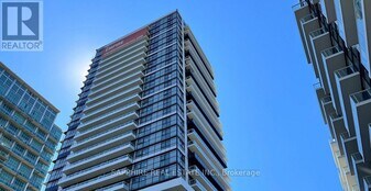 251 Manitoba St in Toronto, ON - Building Photo