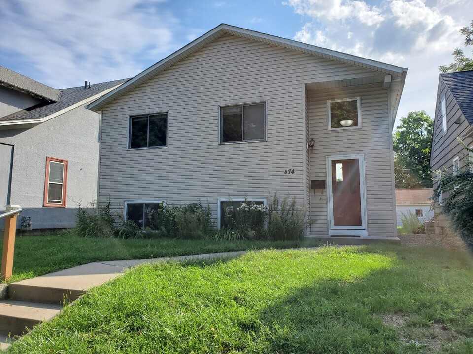 874 22nd Ave SE in Minneapolis, MN - Building Photo