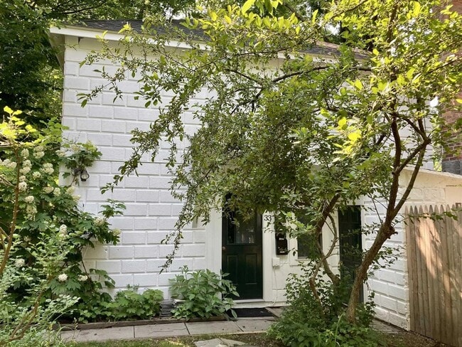 property at 33 Mill St
