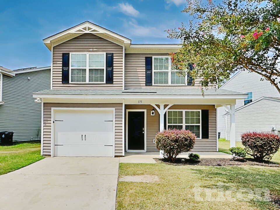 175 Chesterbrook Ln in Lexington, SC - Foto de edificio