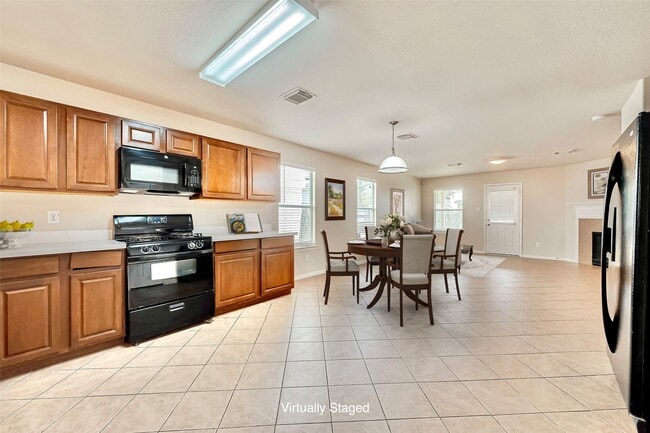 19319 Summer Island Way in Richmond, TX - Building Photo - Building Photo