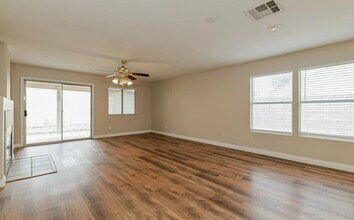1322 E Broadmor Dr in Tempe, AZ - Building Photo - Building Photo
