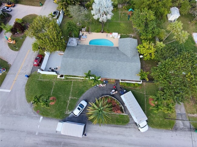 property at 8495 SW 141st St