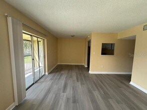 2553 N Alafaya Trail in Orlando, FL - Building Photo - Building Photo