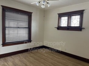 2121 Lothrop St in Omaha, NE - Building Photo - Building Photo