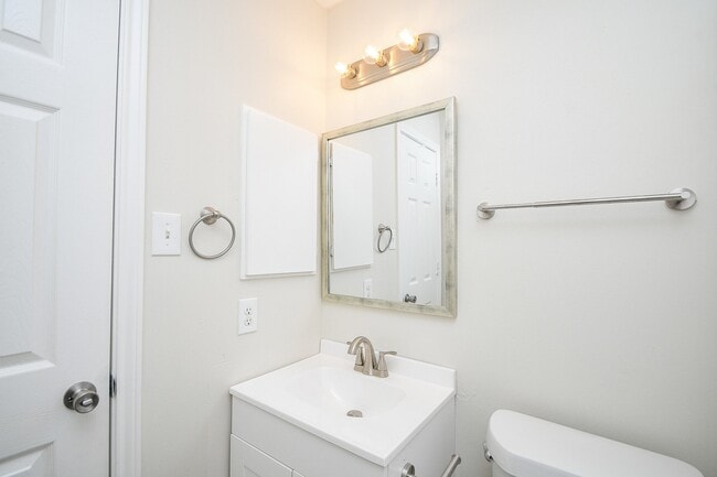 property at 139 Skycrest Dr