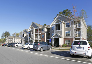 The Bluffs at Walnut Creek in Raleigh, NC - Building Photo - Building Photo