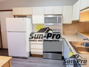 1113 Oak Forest Cir in Port Orange, FL - Building Photo - Building Photo