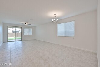 8806 W Orange Dr in Glendale, AZ - Building Photo - Building Photo