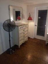 300 Salem Ave NW, Unit Mother-in-law apartment in Port Charlotte, FL - Foto de edificio - Building Photo