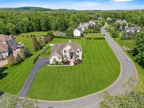 3 Kings Dr in Middletown, NY - Building Photo - Building Photo