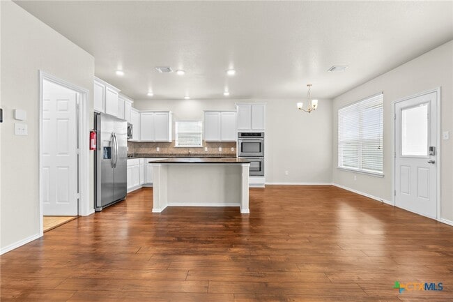 property at 3302 Lorne Dr