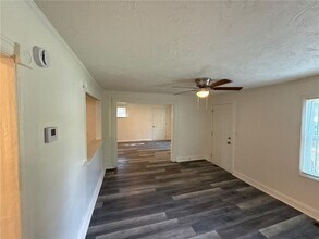 4692 College St in Forest Park, GA - Building Photo - Building Photo
