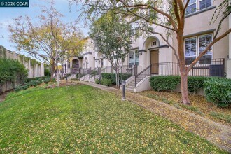 2066 Mendocino Lane in San Jose, CA - Building Photo - Building Photo