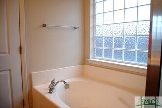 115 Blue Oak Dr in Richmond Hill, GA - Building Photo - Building Photo