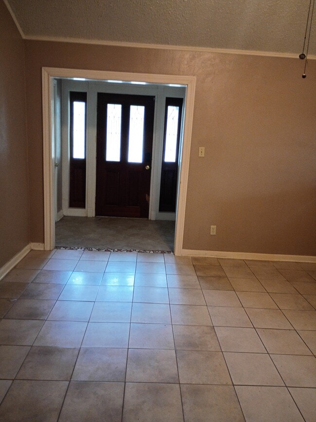 518 Westshire Dr in Houston, TX - Building Photo - Building Photo