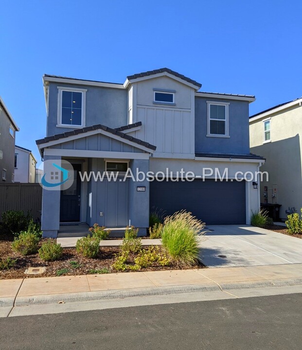 12080 Agen Cir S in Rancho Cordova, CA - Building Photo