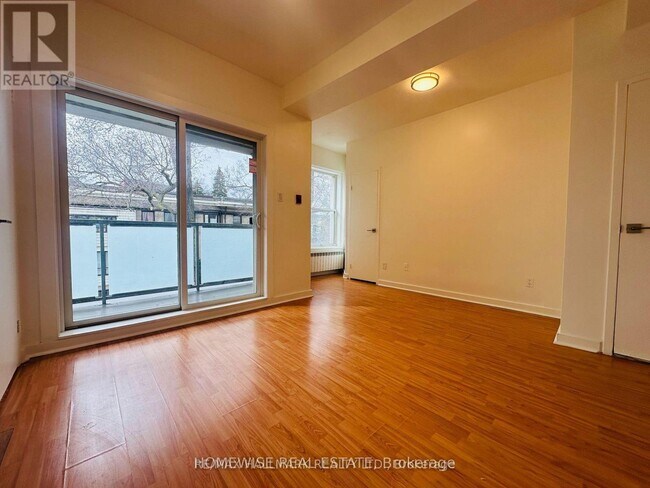 1-201 Triller Ave in Toronto, ON - Building Photo - Building Photo