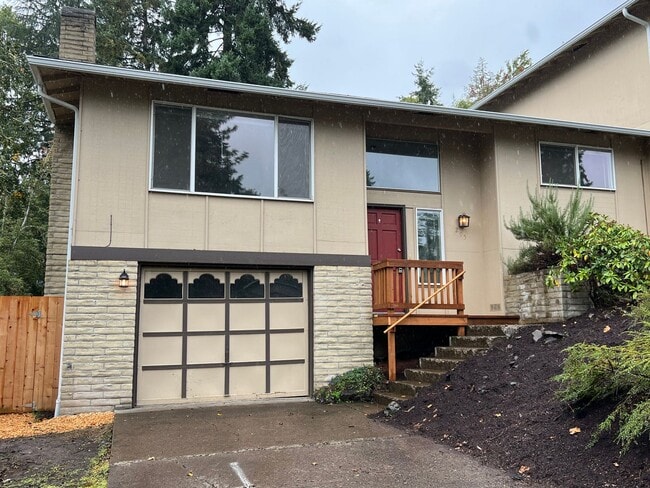 295-297 Coachman Dr in Eugene, OR - Building Photo - Building Photo