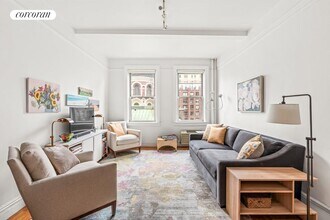 16 E 98th St in New York, NY - Building Photo - Building Photo