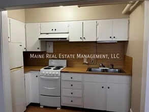 101 Center St-Unit -2 in Brewer, ME - Building Photo - Building Photo